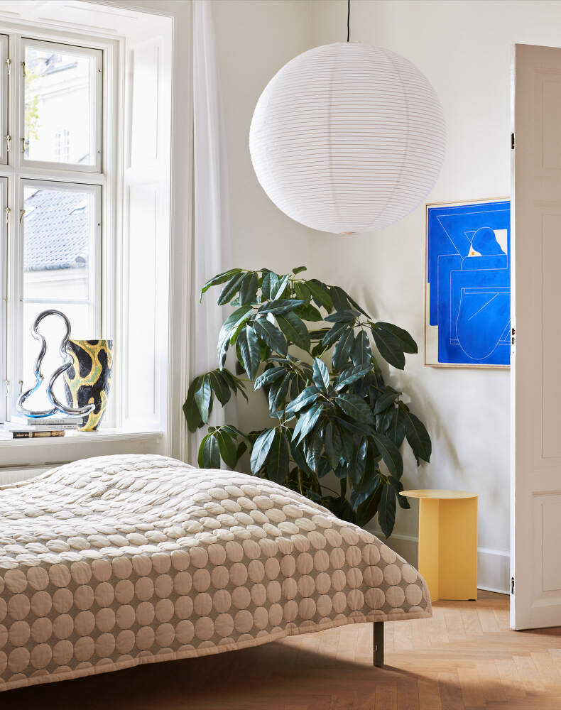 HAY Mega Dot Blanket - Full / Queen, Light Grey