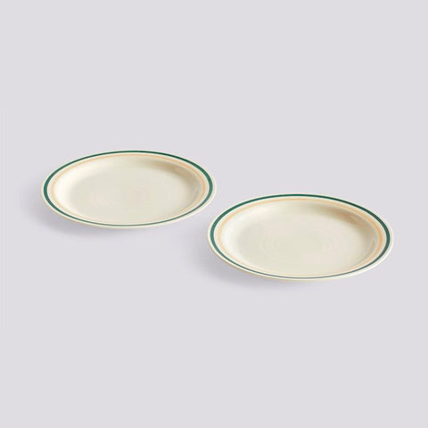 HAY Sobremesa Plate - Medium, White/Green & Sand Rim