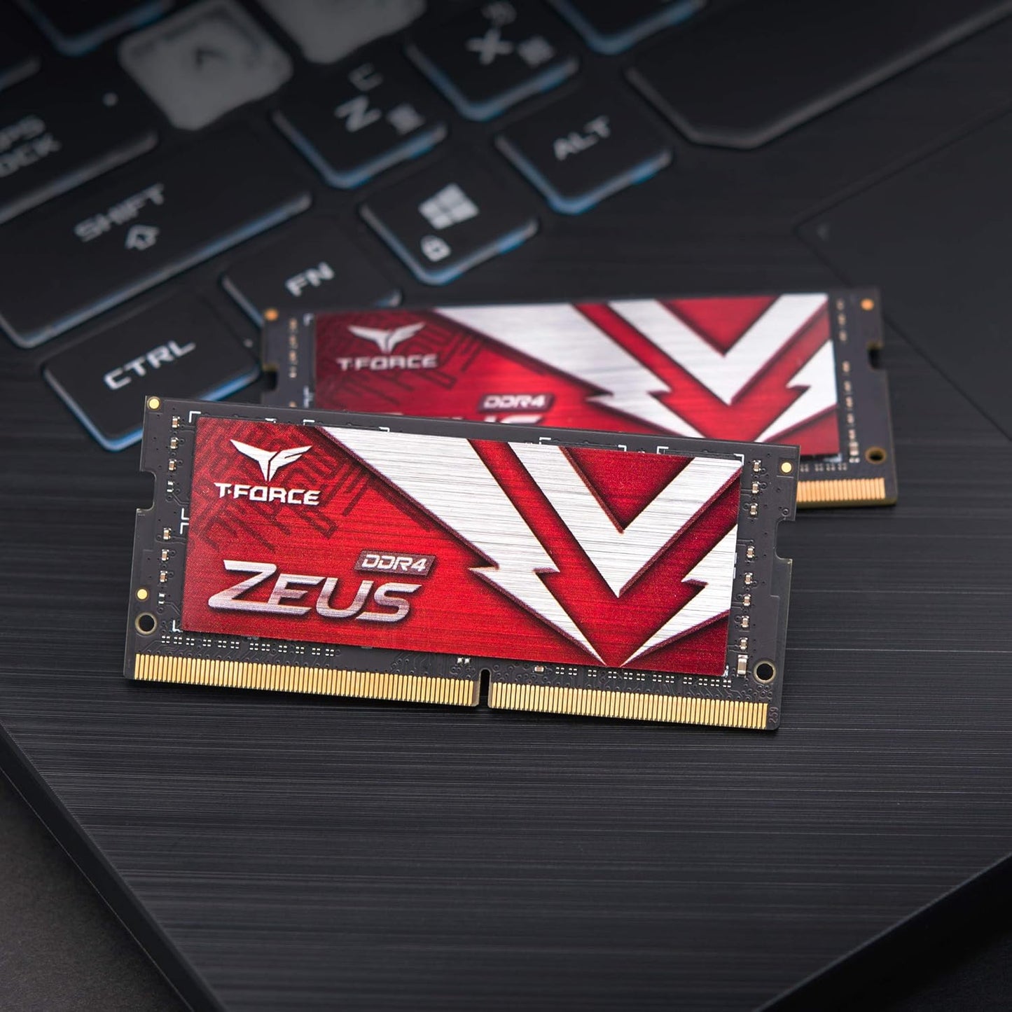 Team T-FORCE ZEUS 16GB (2 X 8GB) 260-Pin DDR4 SO-DIMM DDR4 3200 (PC4 25600) Laptop Memory Model TTZD416G3200HC22DC-S01